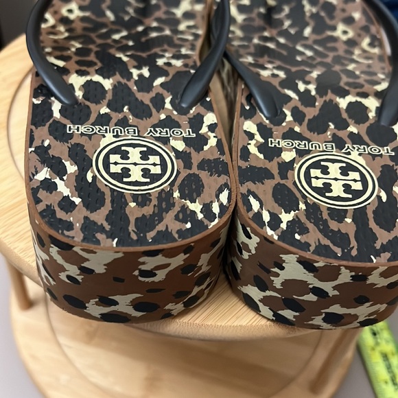 Tory Burch platform sandals - Picture 4 of 9